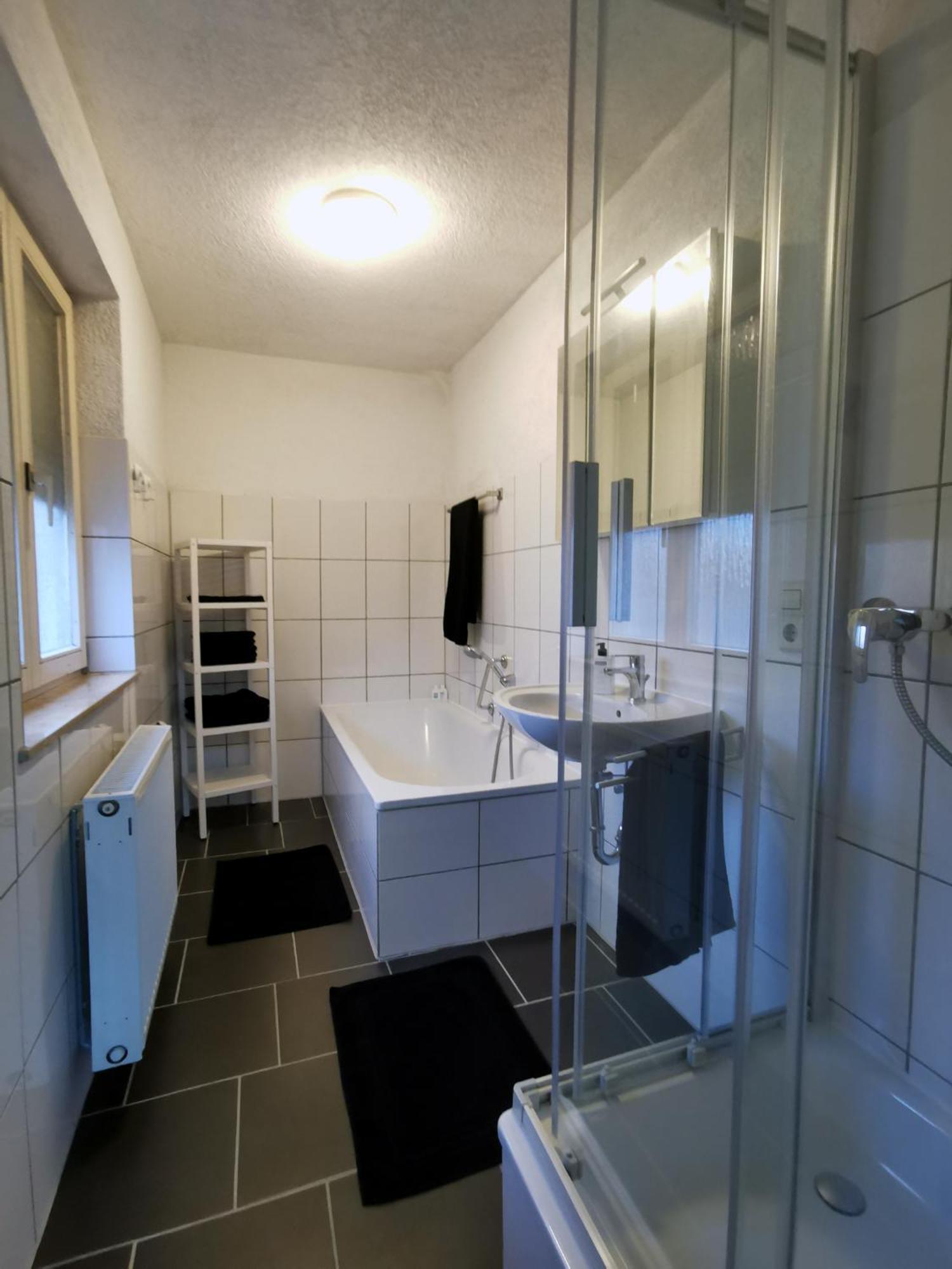 3 Zimmer Ferienwohnung Mit Eigenem Garten 特罗辛根 外观 照片